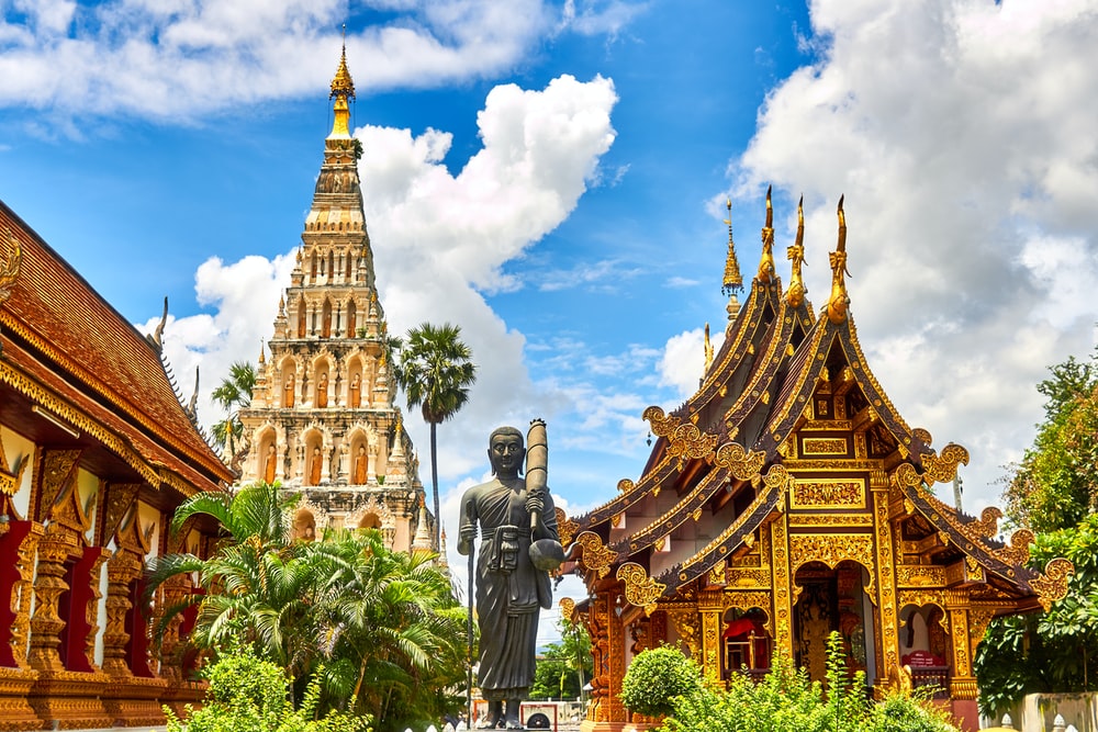 , Top 10 Best Places for Solo Travelers (Updated 2021), Phenomenal Place